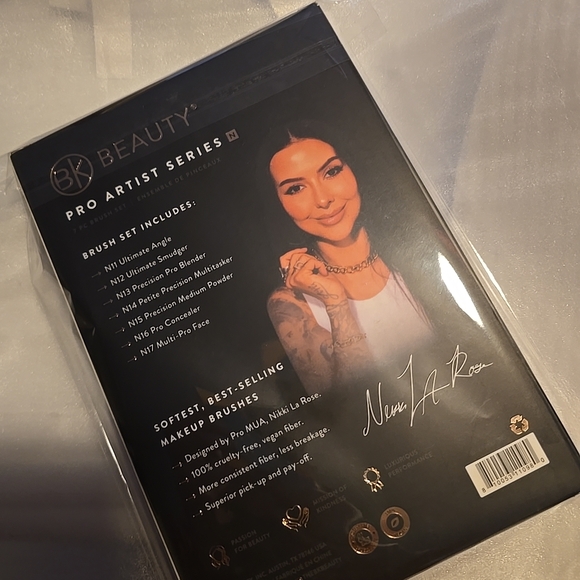 BK Beauty Pro Artist Series Makeup Brush Set - Black and Gold - Picture 4 of 8